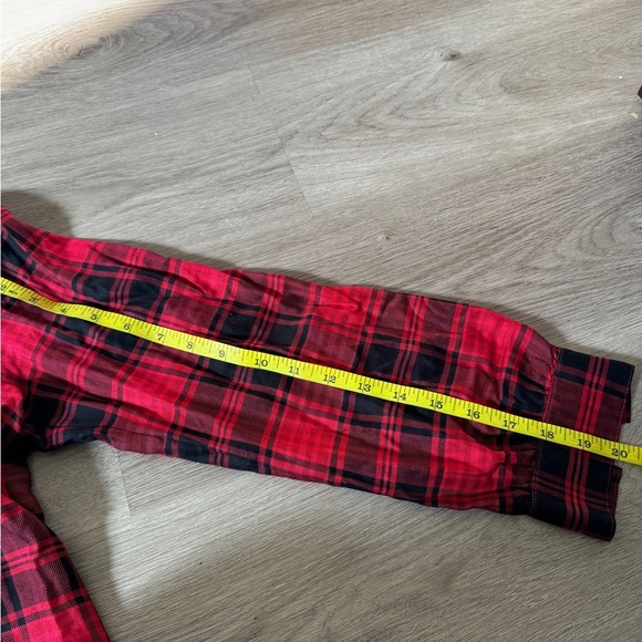 NWT J. JILL 1/3 Button Down Shirt Dress MEDIUM Red Black Plaid Pockets - Picture 7 of 7